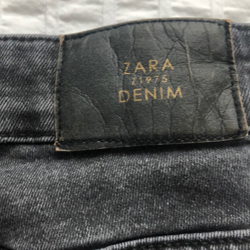 Jeans - Picture 4 of 5